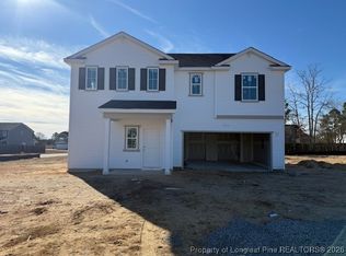 15 Utah Ct, Spring Lake, NC 28390