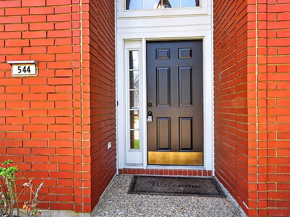 3rd image of 544 Honeygold Dr