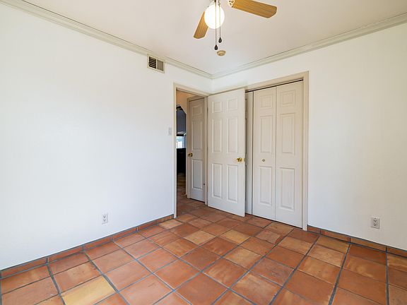 5th image of 2241 Bartolo Ave SW