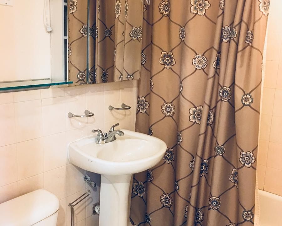 1st image of 1391 Pelham Pkwy N #1