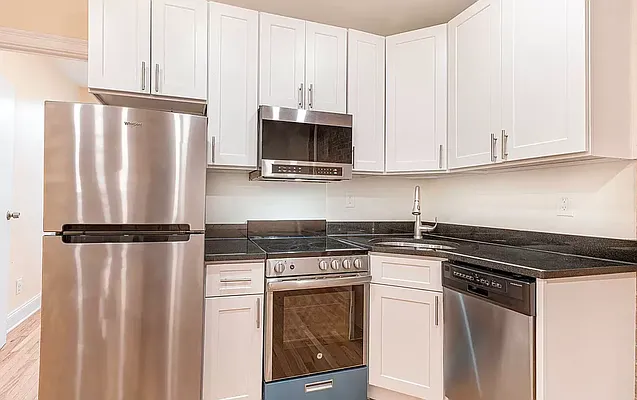 Rented by REAL New York | media 7