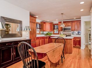 172 Thacher Shore Rd, Yarmouth Port, MA 02675