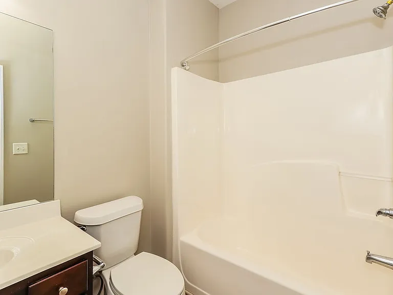 3924 Lake Manor Way — Photo 16
