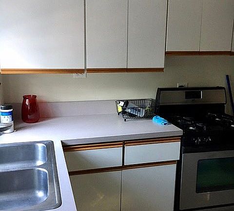 2nd image of 1221 N Harlem Ave APT A