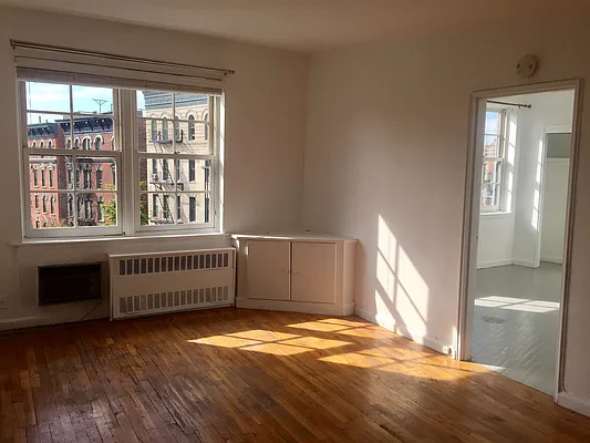 Rented by Compass | media 12