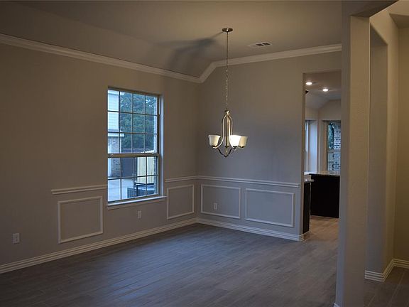 4th image of 1716 Sagewood Dr