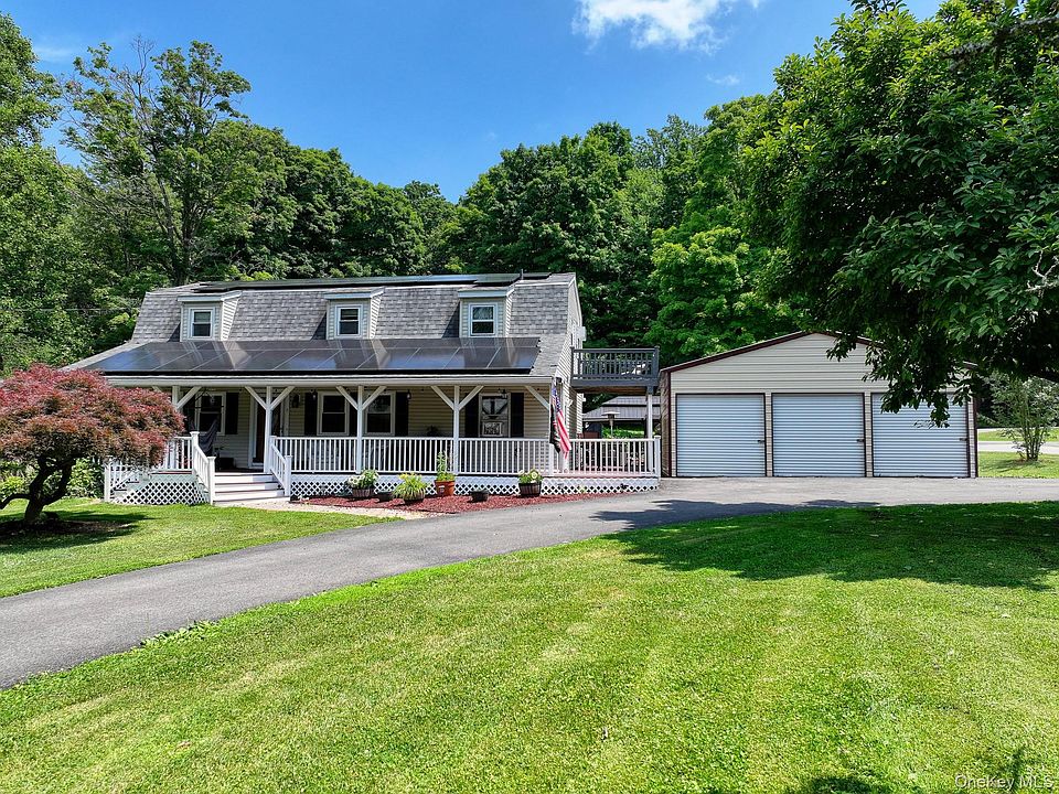 1st image of 2 Greenwood Drive