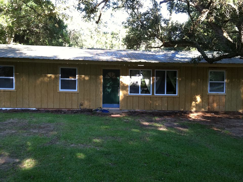 2nd image of 906 Dauphine Cir