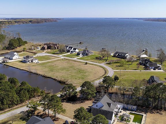 2nd image of 504 Dances Bay Rd #5