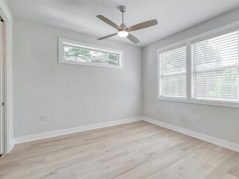 2204 Holly St #2 — Photo 7