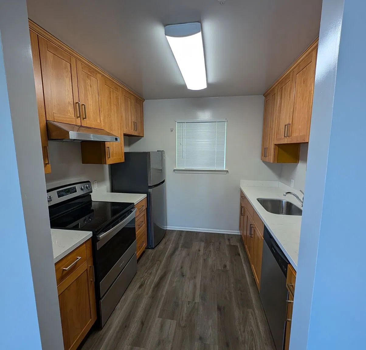 2 bed, 900 sqft, $3,475 — Photo 4