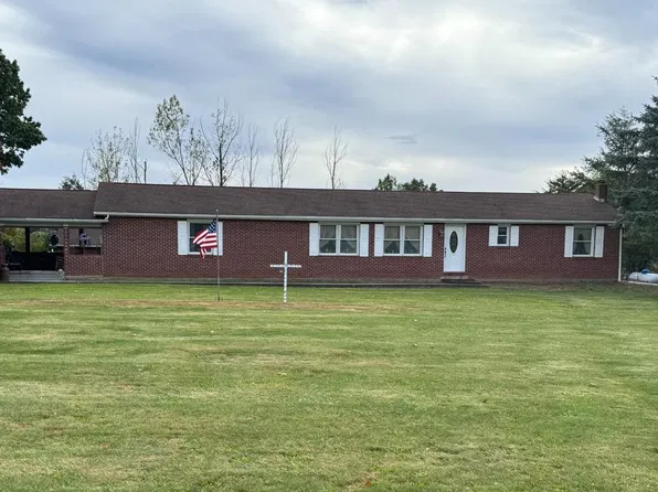 1600 Sand Hill Rd, Romney, WV 26757