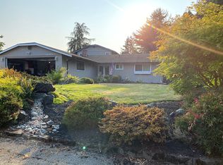 10223 NE 112th St, Kirkland, WA 98033