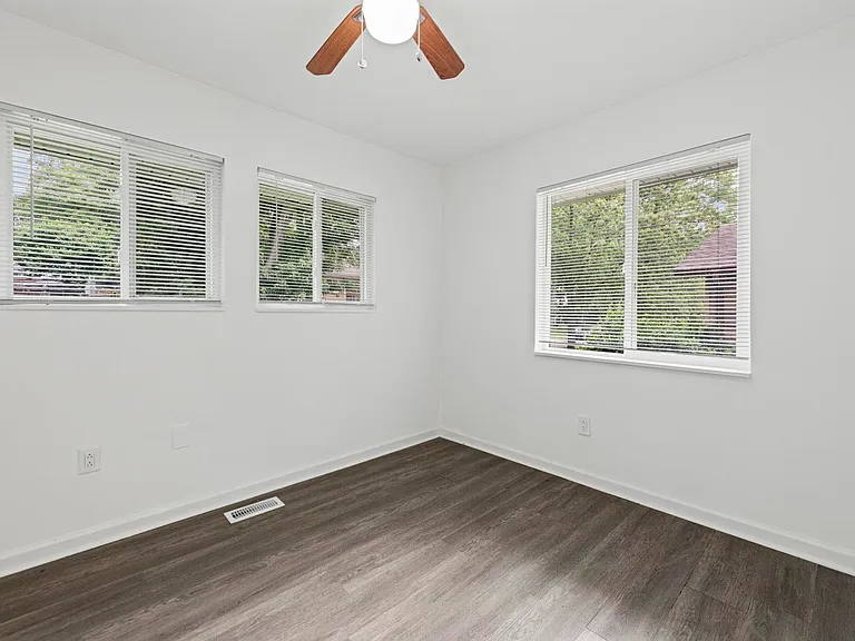 6777 Dandison Blvd — Photo 27