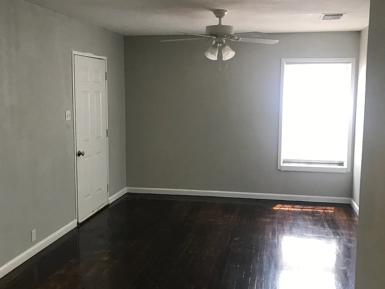 2 bed, 710 sqft, $1,250 — Photo 3