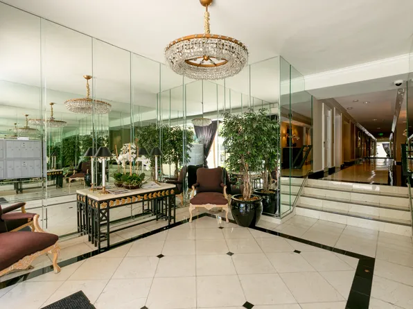 Beverly Regent, 317 N Palm Dr, Beverly Hills, CA 90210