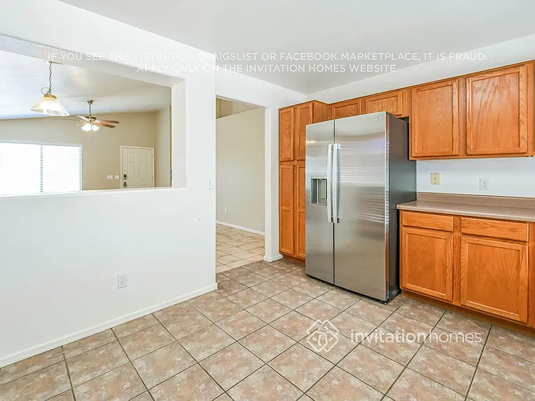 954 E Pima Ave — Photo 8