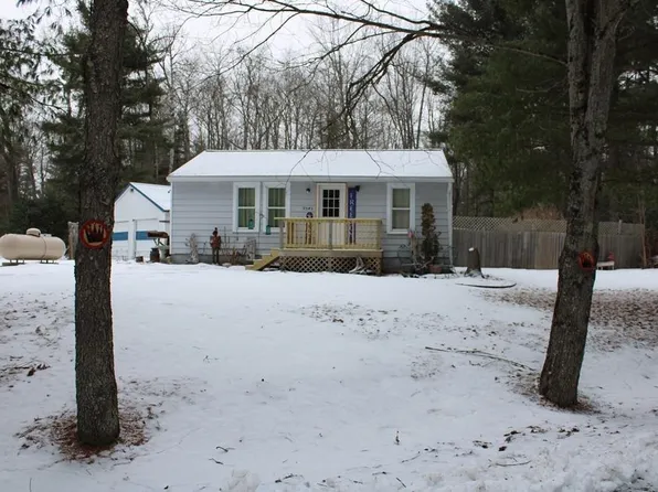 9545 Hughes Rd, Harrison, MI 48625