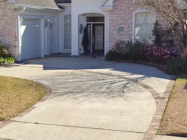 2213 Etienne Dr, Meraux, LA 70075