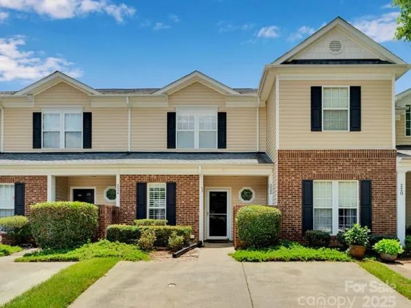 222 Ross Moore Ave, Charlotte, NC 28205