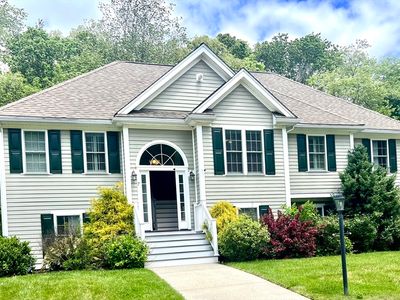 7 Fairway Dr, Amesbury, MA, 01913