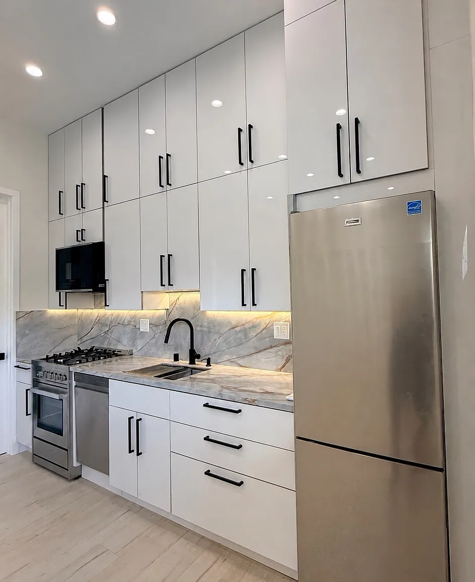1 bed, 400 sqft, $2,200 — Photo 2