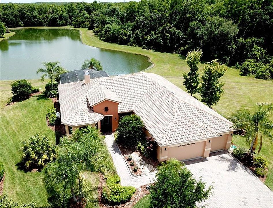 1st image of 104 Lemon Grove Dr