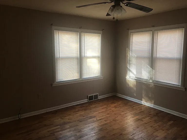 9122 McGee St — Photo 9