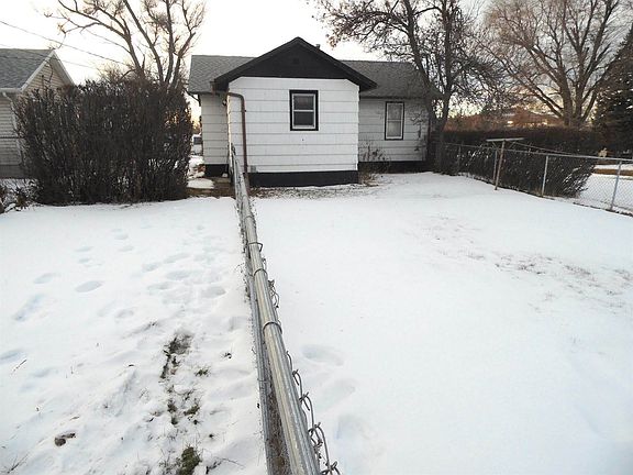 2nd image of 315 5th St N
