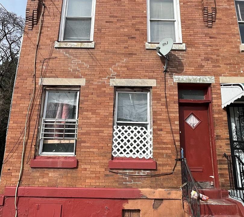 1st image of 4403 Brown St