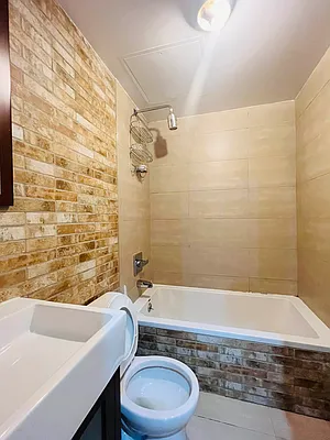 Rented by Pear NYC LLC | media 21