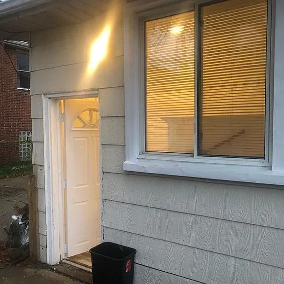 5027 Woodward St — Photo 16