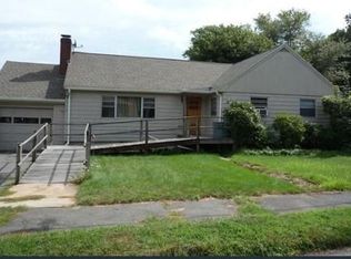 86 Linden Ave, Swampscott, MA 01907