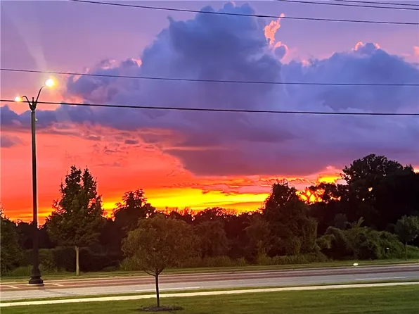 658 Walnut Ridge St, Centerton, AR 72719