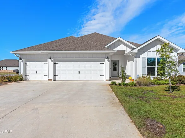 134 Oak Trees Ln E, Freeport, FL 32439
