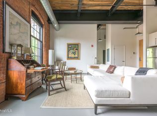 160 Water St #210, Williamstown, MA 01267