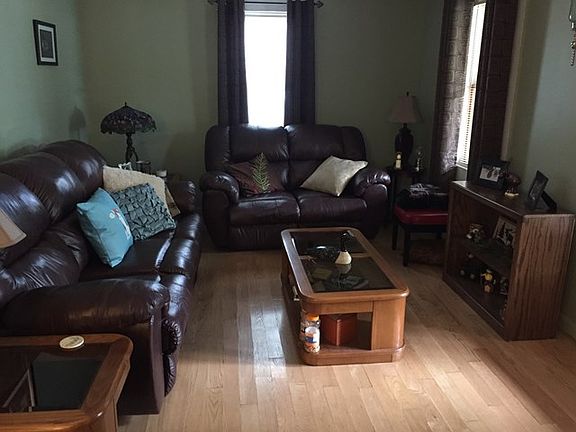 2nd image of 22 Lindsay Ave