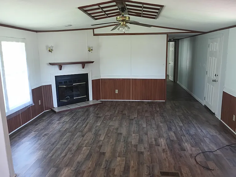707 Cooper Rd — Photo 5