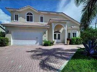 223 Avalon Ave, Fort Lauderdale, FL 33308