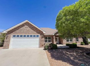 2008 W Jacobs Ave, Artesia, NM 88210