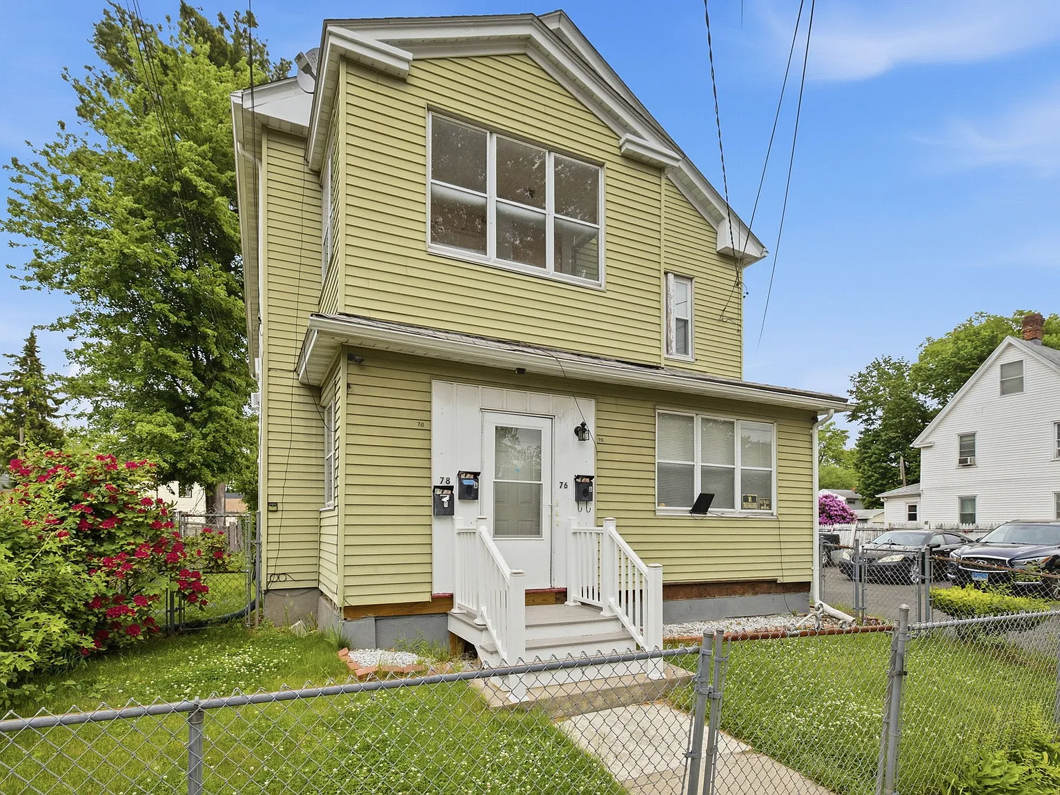 2 bed, 1000 sqft, $1,700 — Photo 1