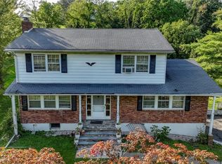 31 Salem Rd, Fishkill, NY 12524