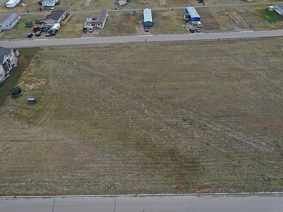 4th image of 41 Meadow Canyon Dr