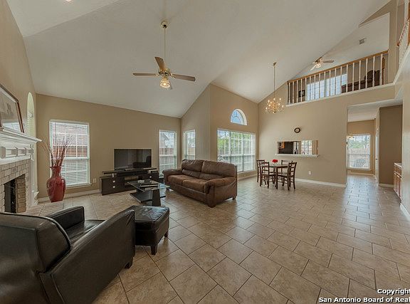 4th image of 6327 Stable Brook Dr
