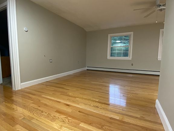 2nd image of 310 Parker Rd #C