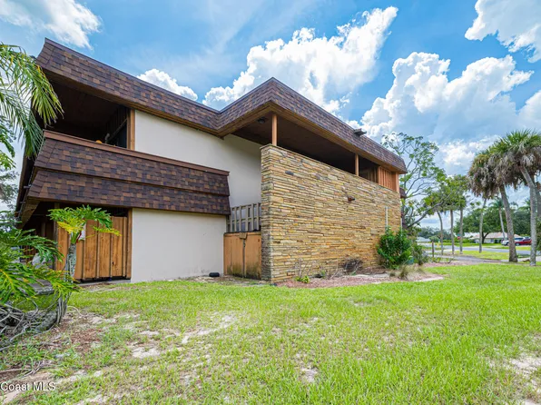 2180 Country Club Dr APT 219, Titusville, FL 32780