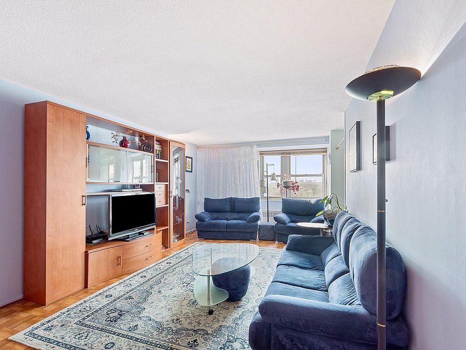 1st image of 290 W 232nd Street #20E