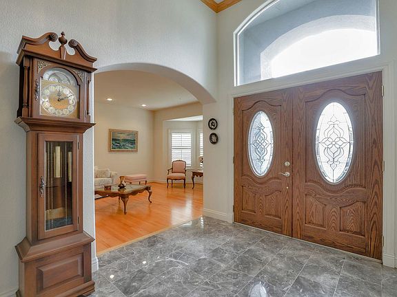 5th image of 17242 Sandalwood Way