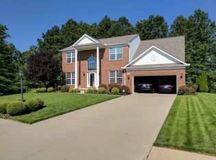 9025 Aaron Ln #1, Olmsted Township, OH 44138