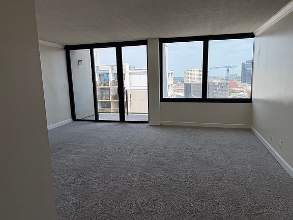 2nd image of 410 W 7th St APT 2024